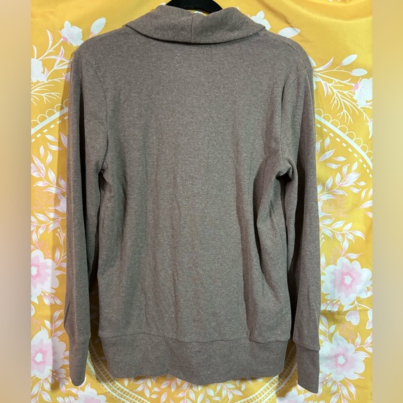 Banana Republic pullover top - Picture 6 of 6